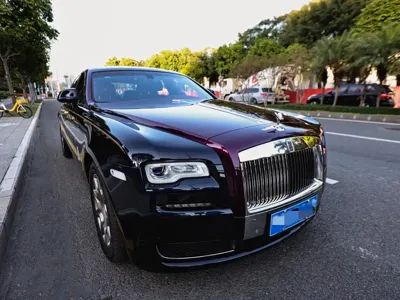 Rolls-Royce Ghost 2019, 70000 км, за 292813.63 USD