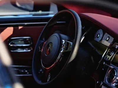 Rolls-Royce Ghost 2019, 70000 км, за 292813.63 USD
