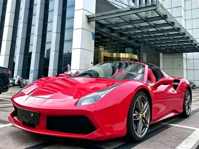 Ferrari 488 · 2018 год
