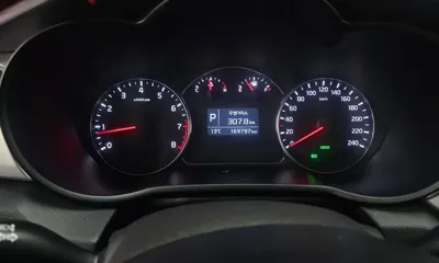 Kia Carens 2018, 169797 км, за 5942.63 USD - фото 8
