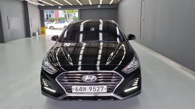 Hyundai Sonata 2018, 133316 км, за 6464.77 USD