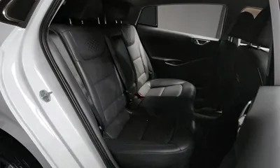Hyundai Ioniq 2020, 98611 км, за 9787.17 USD - фото 12