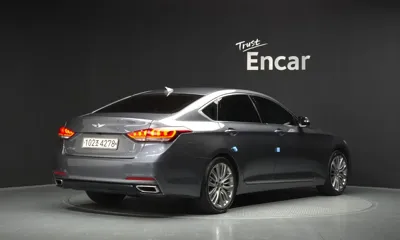 Hyundai Genesis 2016, 109004 км, за 7548.9 USD