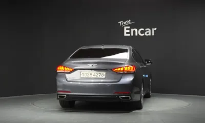 Hyundai Genesis 2016, 109004 км, за 7548.9 USD