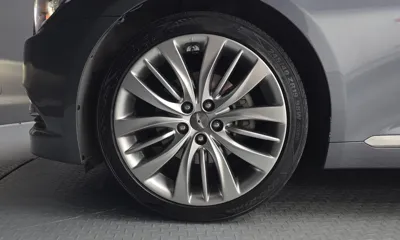 Hyundai Genesis 2016, 109004 км, за 7548.9 USD