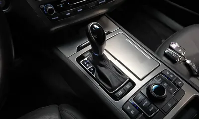Hyundai Genesis 2016, 109004 км, за 7548.9 USD - фото 9