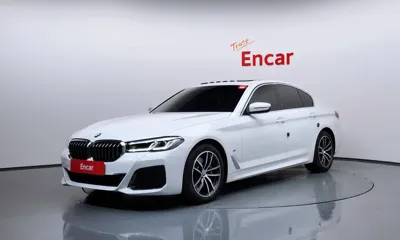 BMW 5-Series · 2023 год
