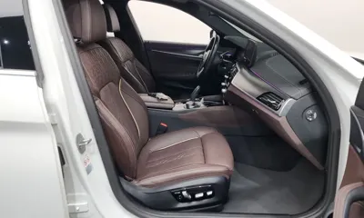 BMW 5-Series 2023, 48534 км, за 23446.27 USD - фото 26