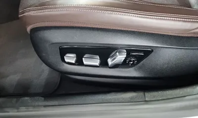 BMW 5-Series 2023, 48534 км, за 23446.27 USD - фото 31