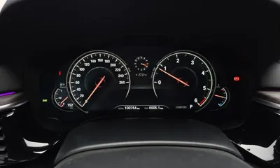 BMW 5-Series 2017, 100764 км, за 17120.58 USD - фото 8