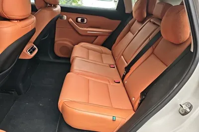 Leapmotor C10 2026, 9600 км, за 18745 USD - фото 20