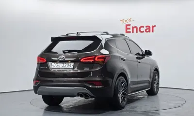 Hyundai Santafe 2018, 92021 км, за 9895.56 USD