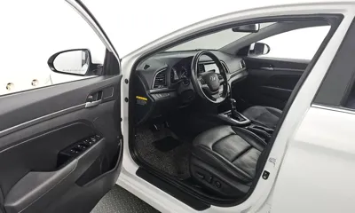 Hyundai Avante 2017, 139642 км, за 5507.42 USD - фото 10