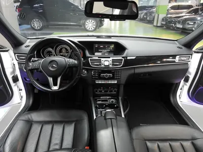 Mercedes-Benz E-Class 2015, 113626 км, за 6435.67 USD - фото 7