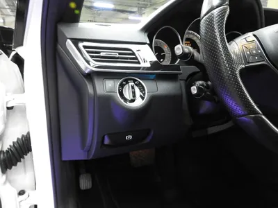 Mercedes-Benz E-Class 2015, 113626 км, за 6435.67 USD - фото 18