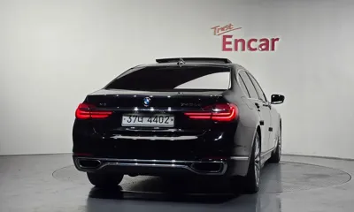 BMW 7-Series 2016, 187966 км, за 15465.41 USD
