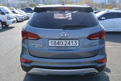 Hyundai Santafe 2018, 114689 км, за 8747.7 USD