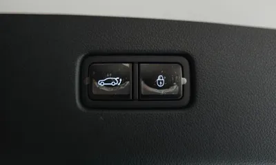 Genesis GV70 2023, 14557 км, за 28754.65 USD - фото 18
