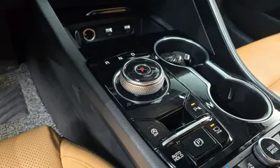 Kia K5 2022, 81072 км, за 19103.66 USD - фото 9
