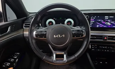 Kia K5 2022, 81072 км, за 19103.66 USD - фото 13