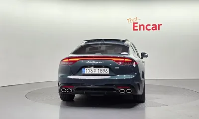 Kia Stinger 2023, 28600 км, за 15633.2 USD