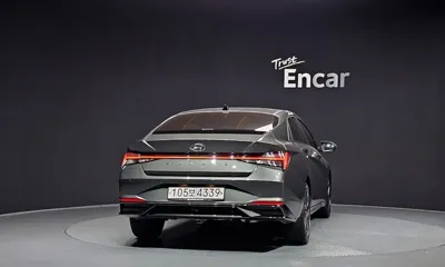 Hyundai Avante 2021, 57301 км, за 12247.56 USD