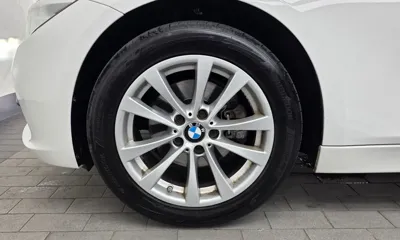 BMW 3-Series 2018, 301595 км, за 6498.62 USD