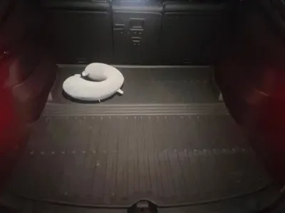 Tesla Model Y 2025, 27100 км, за 29722.79 USD