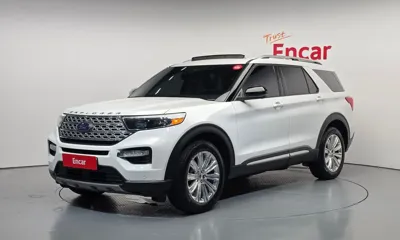 Ford Explorer · 2022 год