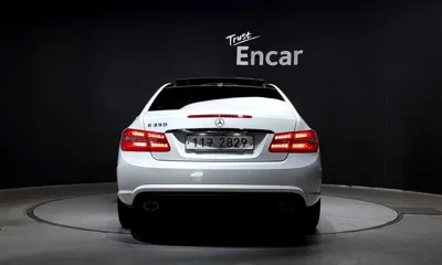 Mercedes-Benz E-Class 2013, 66654 км, за 9130.32 USD