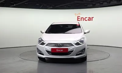 Hyundai i40 2014, 176357 км, за 3561.28 USD
