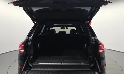 BMW X5 2023, 28384 км, за 58077.3 USD - фото 20