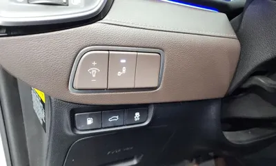 Hyundai Grandeur 2017, 56529 км, за 8060.79 USD - фото 16