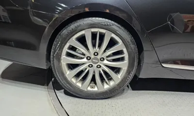 Genesis G80 2018, 136314 км, за 10831.04 USD