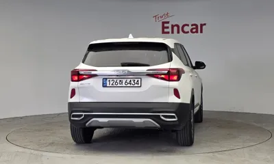 Kia Seltos 2023, 33817 км, за 18500.16 USD