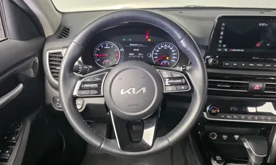 Kia Seltos 2023, 33817 км, за 18508.74 USD - фото 13