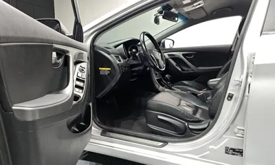 Hyundai Avante 2015, 103154 км, за 4370.86 USD - фото 10