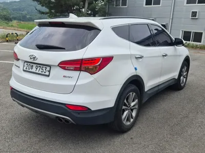 Hyundai Santafe 2015, 183212 км, за 6236.05 USD