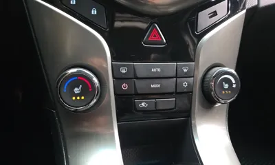 ChevroletGMDaewoo Cruze 2015, 81755 км, за 2775.02 USD - фото 17