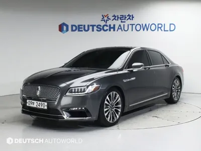 Lincoln Continental · 2017 год