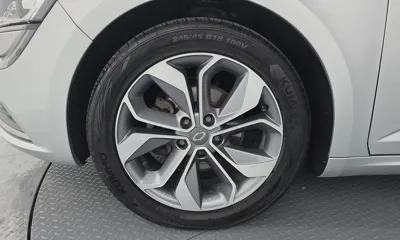 Renault-KoreaSamsung SM6 2019, 95687 км, за 4463.7 USD