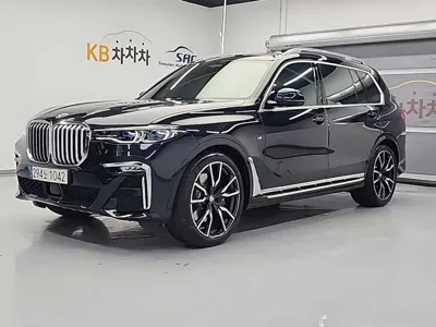 BMW X7 · 2021 год