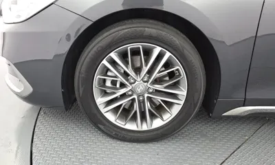 Hyundai Grandeur 2018, 59930 км, за 9572.18 USD