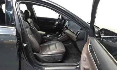Hyundai Grandeur 2018, 59930 км, за 9572.18 USD - фото 11