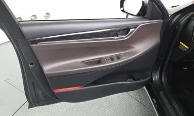 Hyundai Grandeur 2018, 59930 км, за 9572.18 USD - фото 24