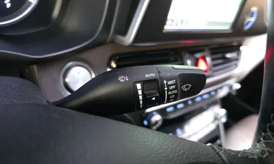 Hyundai Grandeur 2018, 59930 км, за 9572.18 USD - фото 29