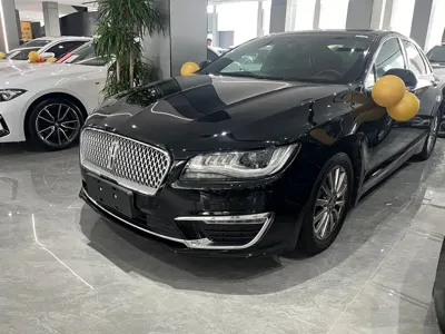 Lincoln MKZ · 2017 год