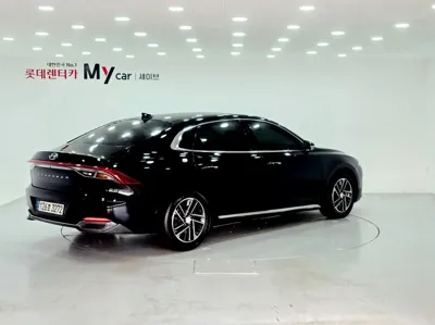 Hyundai Grandeur 2022, 83914 км, за 11513.72 USD