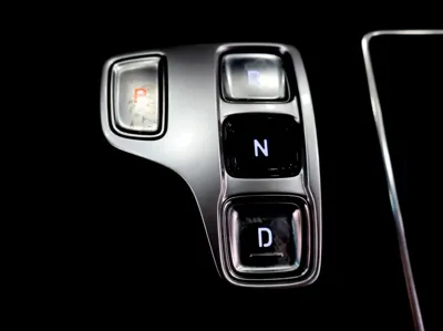 Hyundai Grandeur 2022, 83914 км, за 11513.72 USD - фото 13