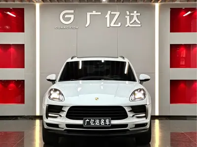 Porsche Macan 2020, 90399 км, за 29134.22 USD